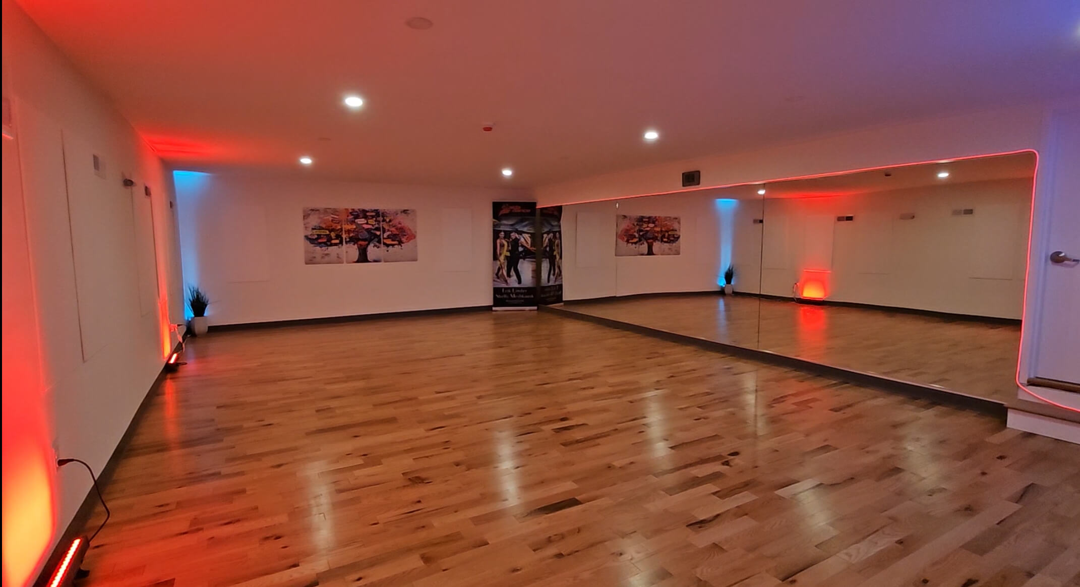 Studio Room 2 at ILTA Dance Studio
