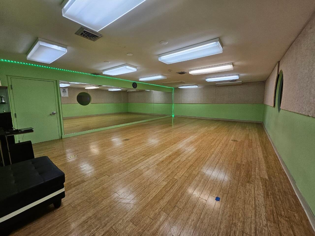 Studio Room 3 at ILTA Dance Studio